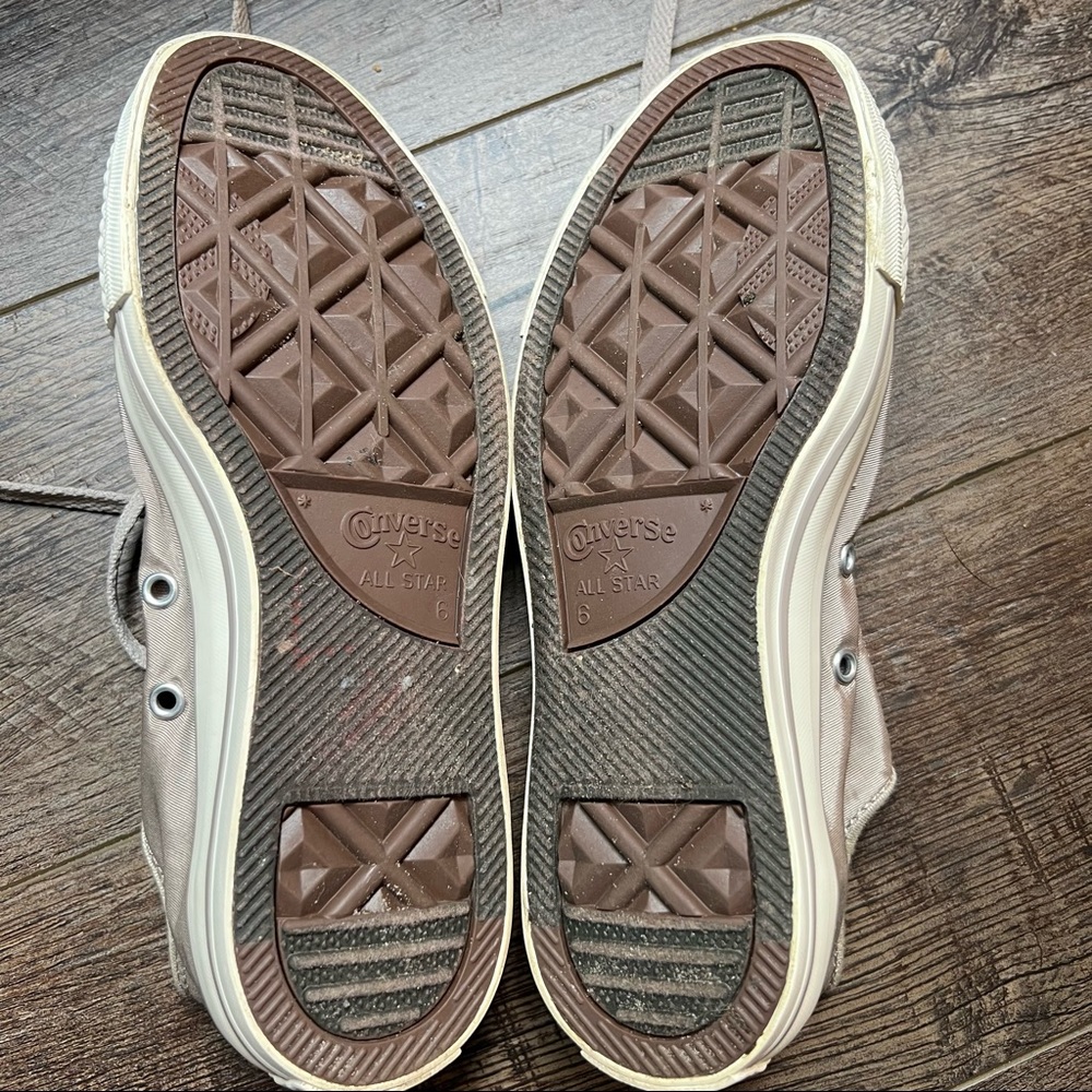 Converse - Picture 4 of 6